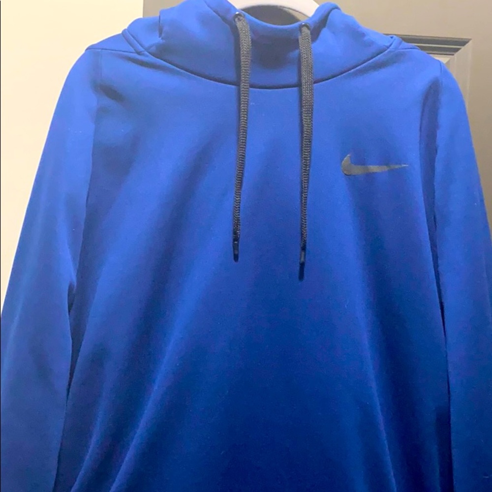 Nike pullover